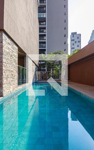 Studio à venda com 29m², 1 quarto e sem vaga Studio à venda com 29m², 1 quarto e sem vagaPiscina