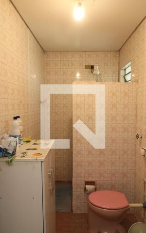 Casa à venda com 304m², 3 quartos e sem vagaBanheiro