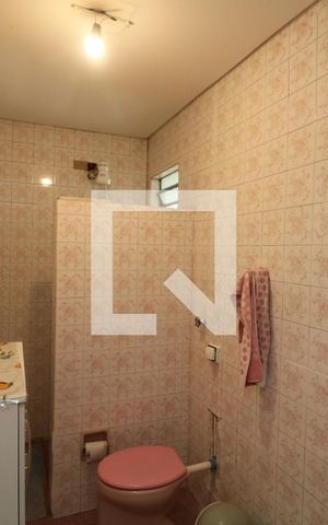 Casa à venda com 304m², 3 quartos e sem vagaBanheiro