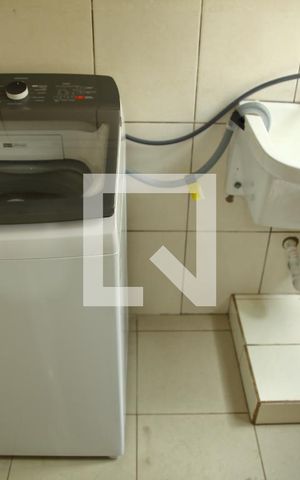 Apartamento à venda com 68m², 2 quartos e 1 vagaÁrea de Serviço
