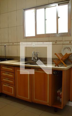 Apartamento à venda com 68m², 2 quartos e 1 vagaCozinha