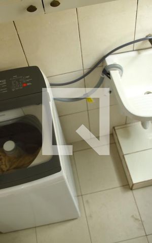 Apartamento à venda com 68m², 2 quartos e 1 vagaÁrea de Serviço