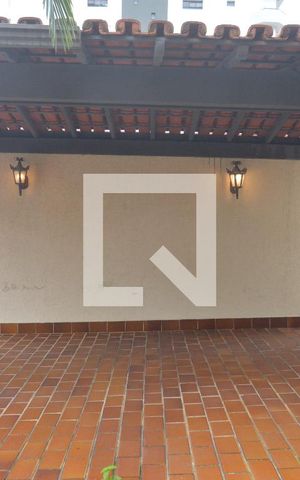 Casa para alugar com 134m², 2 quartos e 1 vagaÁrea comum