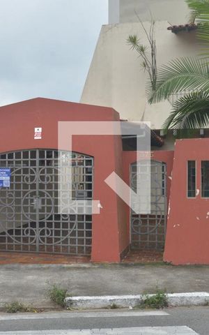 Casa para alugar com 134m², 2 quartos e 1 vagaFachada