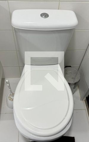 Apartamento à venda com 83m², 3 quartos e 1 vaga Apartamento à venda com 83m², 3 quartos e 1 vagaBanheiro Social