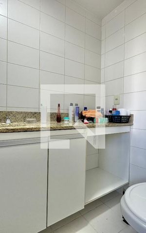 Apartamento à venda com 83m², 3 quartos e 1 vaga Apartamento à venda com 83m², 3 quartos e 1 vagaSuíte - Banheiro