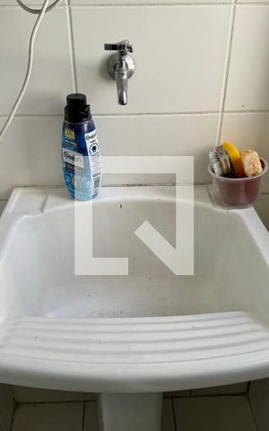 Apartamento à venda com 83m², 3 quartos e 1 vaga Apartamento à venda com 83m², 3 quartos e 1 vagaCozinha e Área de Serviço