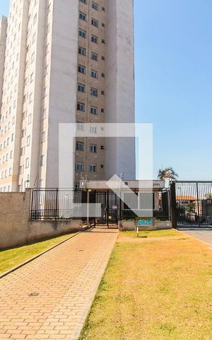 Apartamento à venda com 43m², 2 quartos e 1 vaga Apartamento à venda com 43m², 2 quartos e 1 vagaFachada do Prédio