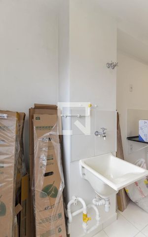 Apartamento à venda com 43m², 2 quartos e 1 vaga Apartamento à venda com 43m², 2 quartos e 1 vagaÁrea de Serviço