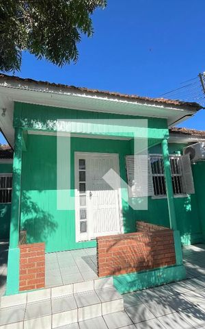Casa à venda com 140m², 1 quarto e 1 vaga Casa à venda com 140m², 1 quarto e 1 vagaQuintal