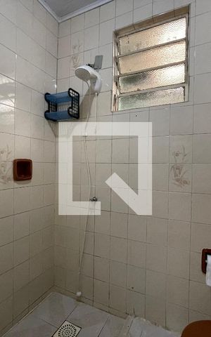 Casa à venda com 140m², 1 quarto e 1 vaga Casa à venda com 140m², 1 quarto e 1 vagaBanheiro