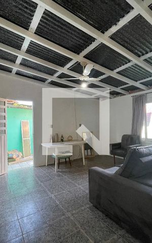 Casa à venda com 140m², 1 quarto e 1 vaga Casa à venda com 140m², 1 quarto e 1 vagaEdícula