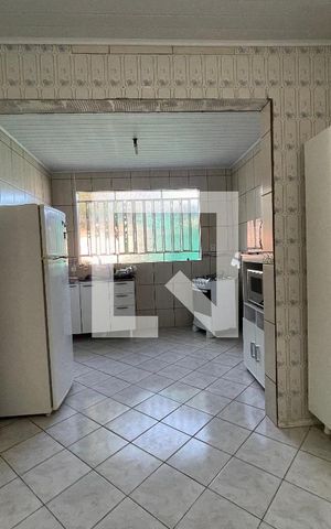 Casa à venda com 140m², 1 quarto e 1 vaga Casa à venda com 140m², 1 quarto e 1 vagaCozinha