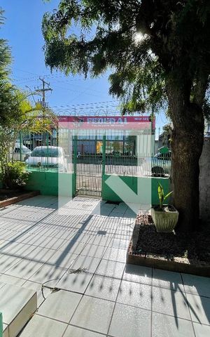 Casa à venda com 140m², 1 quarto e 1 vaga Casa à venda com 140m², 1 quarto e 1 vagaQuintal