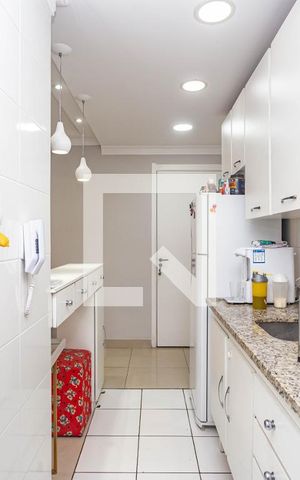 Apartamento à venda com 53m², 2 quartos e 1 vaga Apartamento à venda com 53m², 2 quartos e 1 vagaCozinha