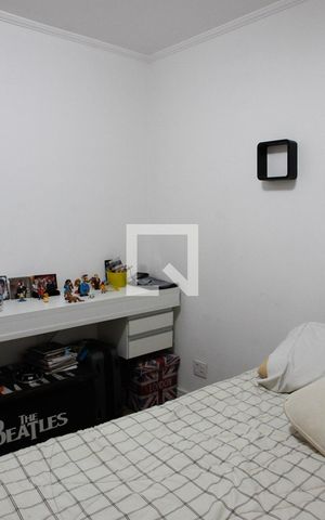 Casa à venda com 200m², 5 quartos e 2 vagas Casa à venda com 200m², 5 quartos e 2 vagasSUITE1