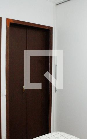 Casa à venda com 200m², 5 quartos e 2 vagas Casa à venda com 200m², 5 quartos e 2 vagasSUITE1