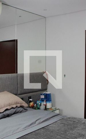 Casa à venda com 200m², 5 quartos e 2 vagas Casa à venda com 200m², 5 quartos e 2 vagasSUITE 2