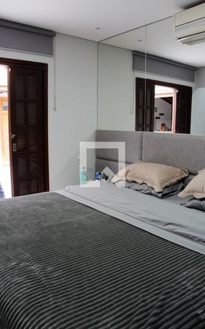 Casa à venda com 200m², 5 quartos e 2 vagas Casa à venda com 200m², 5 quartos e 2 vagasSUITE 2