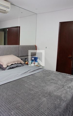 Casa à venda com 200m², 5 quartos e 2 vagas Casa à venda com 200m², 5 quartos e 2 vagasSUITE 2