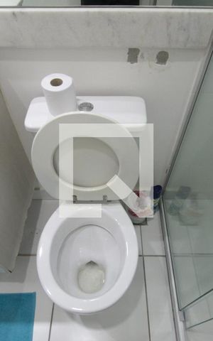 Apartamento para alugar com 70m², 3 quartos e 2 vagasBanheiro Social