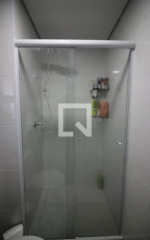 Apartamento à venda com 75m², 2 quartos e 1 vagaBanheiro Social
