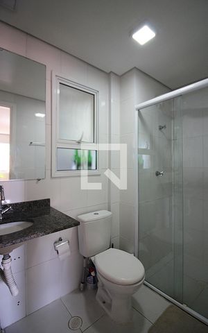 Apartamento à venda com 75m², 2 quartos e 1 vagaBanheiro Social