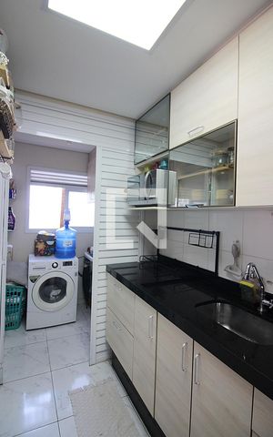 Apartamento à venda com 75m², 2 quartos e 1 vagaCozinha e Área de Serviço