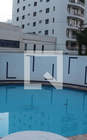 Apartamento para alugar com 120m², 3 quartos e 2 vagasÁrea comum - Piscina