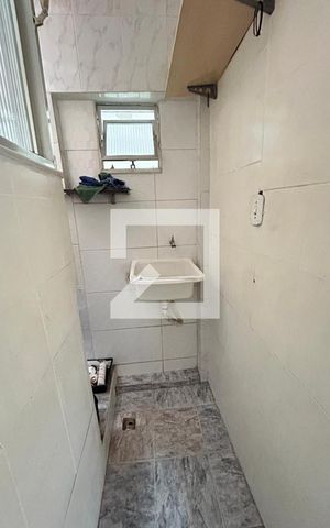 Apartamento à venda com 70m², 2 quartos e 1 vagaÁrea de Serviço