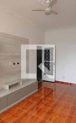 Apartamento à venda com 70m², 2 quartos e 1 vagaSala