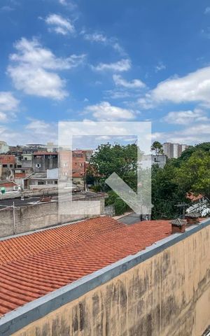 Casa à venda com 220m², 4 quartos e 5 vagas Casa à venda com 220m², 4 quartos e 5 vagasEspaço Superior