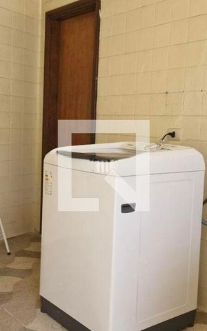 Casa à venda com 196m², 3 quartos e 2 vagas
