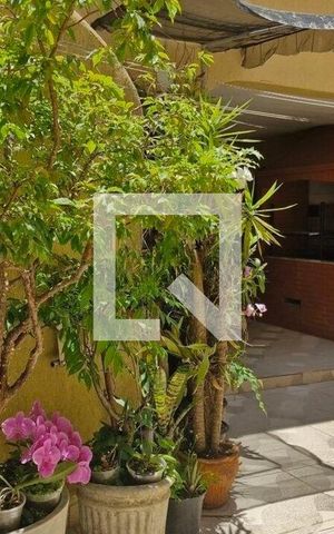 Casa à venda com 196m², 3 quartos e 2 vagas
