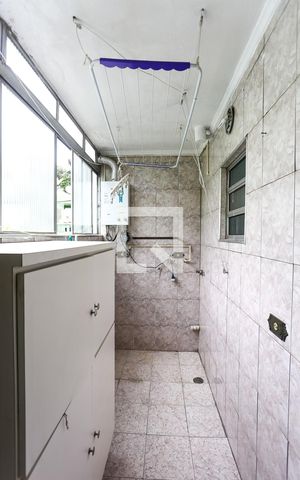 Apartamento para alugar com 58m², 3 quartos e 2 vagas Apartamento para alugar com 58m², 3 quartos e 2 vagasÁrea de Serviço