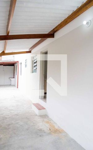 Casa para alugar com 80m², 2 quartos e 4 vagasGaragem