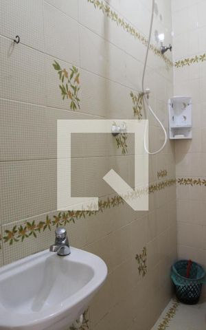 Casa à venda com 360m², 6 quartos e 3 vagasBanheiro de Serviço