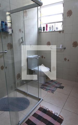 Casa à venda com 360m², 6 quartos e 3 vagasBanheiro Social 1