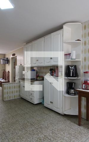 Casa à venda com 360m², 6 quartos e 3 vagasCozinha 1