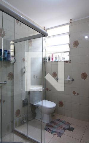 Casa à venda com 360m², 6 quartos e 3 vagasBanheiro Social 1