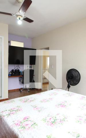 Casa à venda com 360m², 6 quartos e 3 vagasQuarto 4 - Suíte