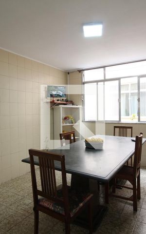 Casa à venda com 360m², 6 quartos e 3 vagasCozinha 1 - Copa