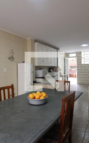 Casa à venda com 360m², 6 quartos e 3 vagasCozinha 1 - Copa