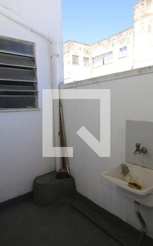 Apartamento para alugar com 65m², 2 quartos e sem vagaÁrea de Serviço