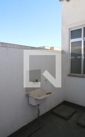 Apartamento para alugar com 65m², 2 quartos e sem vagaÁrea de Serviço