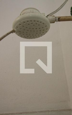 Apartamento para alugar com 65m², 2 quartos e sem vagaBanheiro