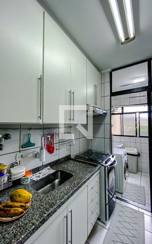 Apartamento à venda com 70m², 3 quartos e 2 vagasCozinha