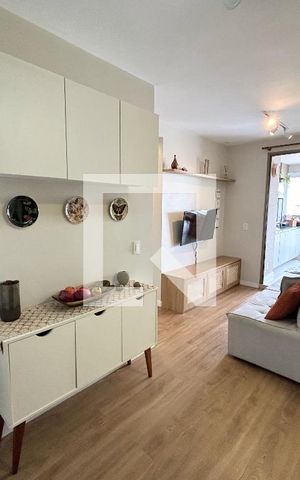 Apartamento à venda com 67m², 2 quartos e 1 vaga Apartamento à venda com 67m², 2 quartos e 1 vagaSala