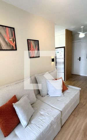 Apartamento à venda com 67m², 2 quartos e 1 vaga Apartamento à venda com 67m², 2 quartos e 1 vagaSala