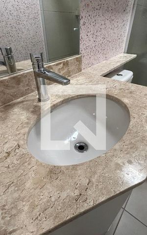 Apartamento à venda com 67m², 2 quartos e 1 vaga Apartamento à venda com 67m², 2 quartos e 1 vagaBanheiro da Suíte